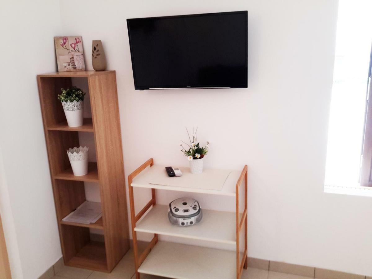 Albert Home Karlovac Bagian luar foto